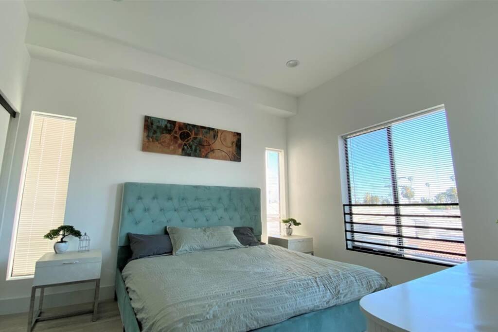 3bd/3ba Modern Hollywood Townhouse With Private Rooftop * Los Ángeles